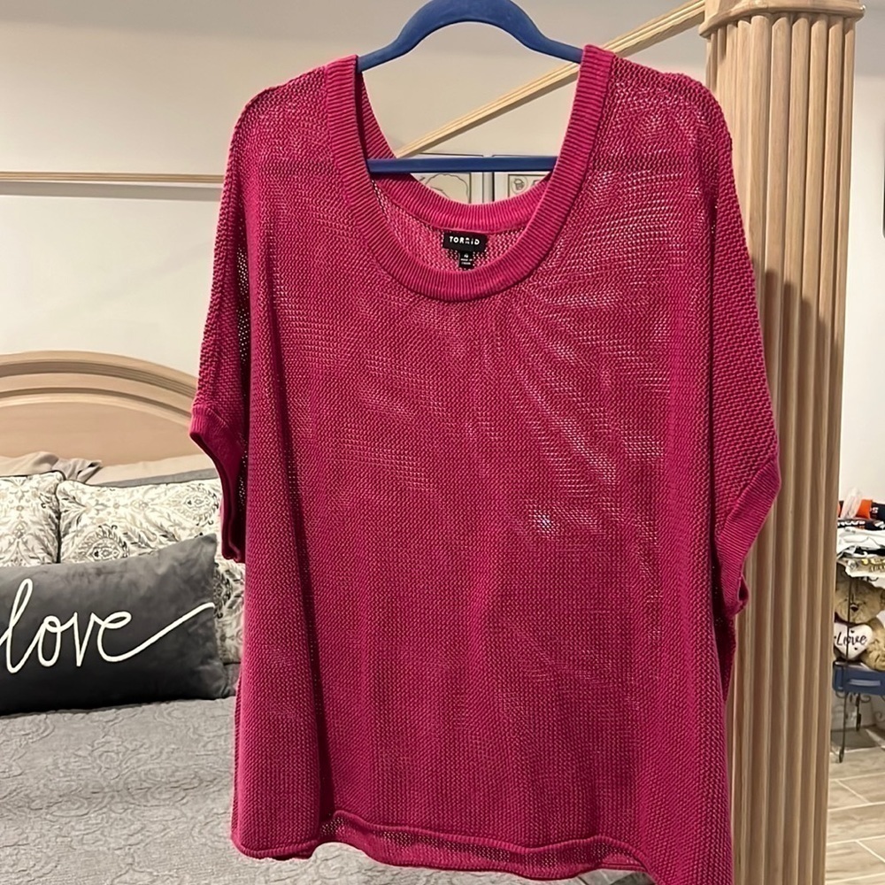 Torrid Womens Pink Light Weight Crochet Mesh Sweater Size 4X